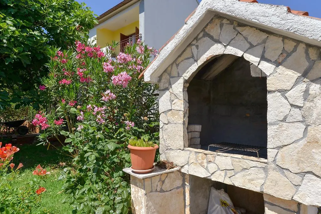 Apartment Nora Zadar