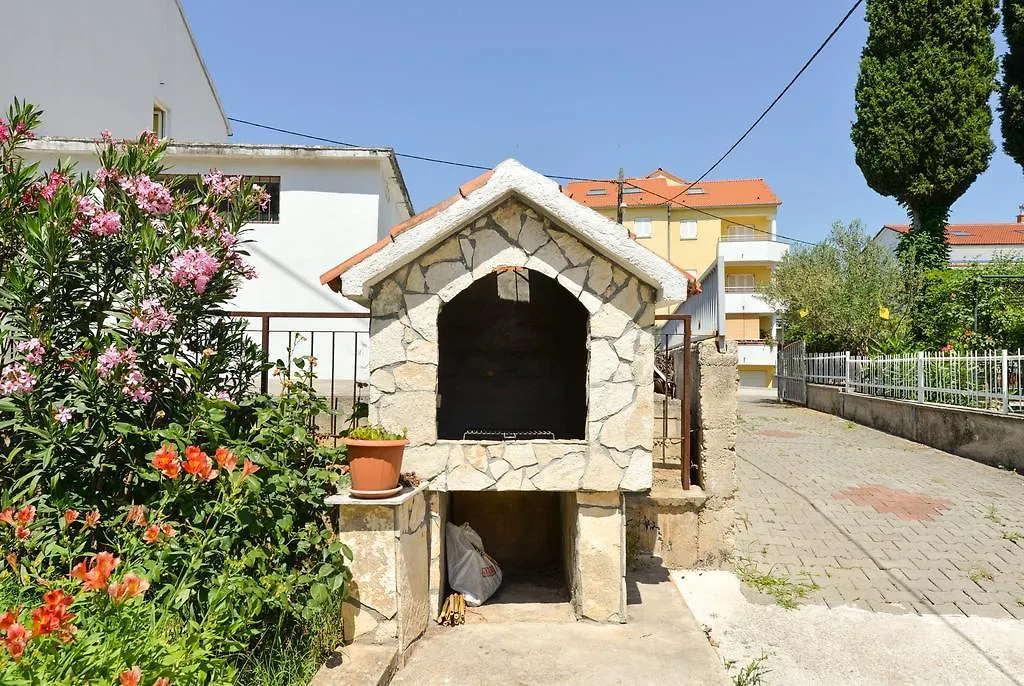 Apartment Nora Zadar
